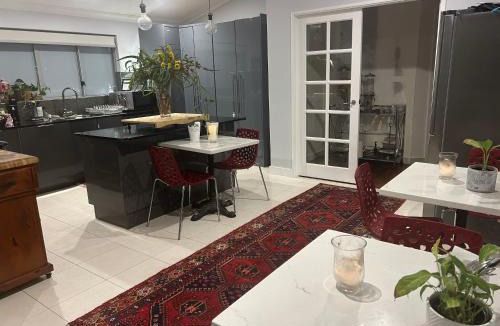 Kallaroo Bed & Breakfast | Whitfords Garden Retreat