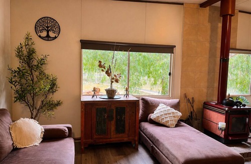 Charbon Cabin | Willow Cabin | Fireplace Fire Pit 104Acres Near Mudgee