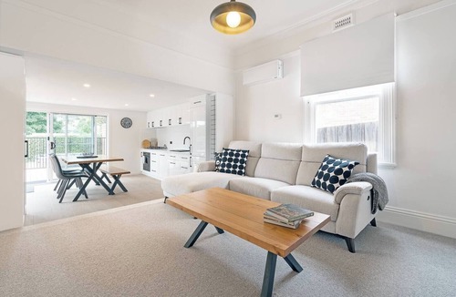 Hobart Central Business District House | Wilson Cottage Historic Charm meets Modern Comfort