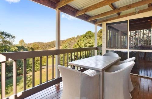 Ravensbourne Ski Chalet | Windsong at Ravensbourne Escape 1 Bedroom