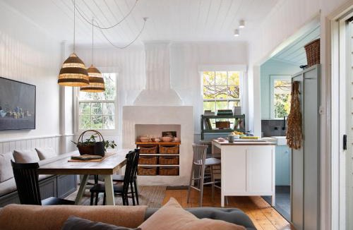 Daylesford House | Wombat Hill Cottage- central Daylesford retreat
