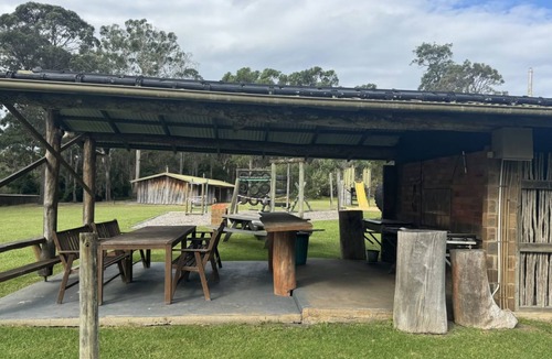Bournda Cabin | Woodbine Park Eco Cabin 19