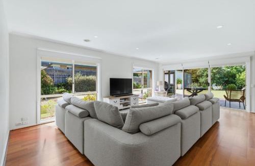 Inverloch House | Woodland Retreat