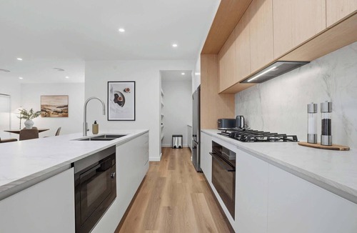 Orange House | Woodlands Escape - 3 Bed, 2.5 Bath, Near Winery