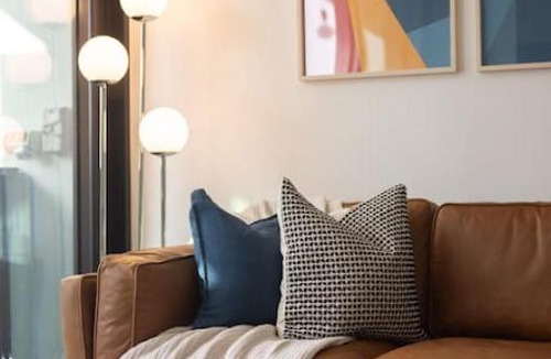 Collingwood Apartment | Woodsy - OpenAir Living Style