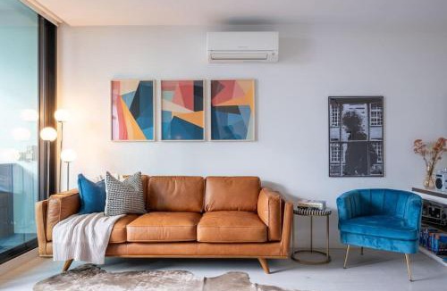 Collingwood Apartment | Woodsy - OpenAir Living Style