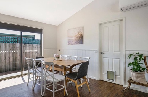 Cape Woolamai House | Work and chillax on a beach