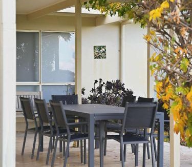 Orange House | Wren Hill - Dreamy Home with Spectacular Views