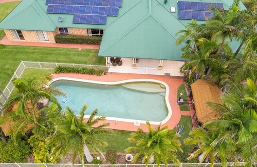 Wyee House | Wyee Farm Stay - Family Escape - Sleeps 12 in Wyee