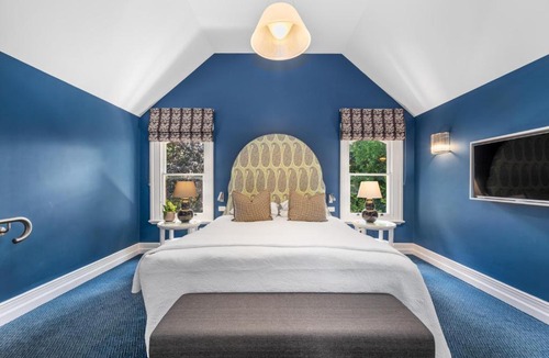 Orange Hotel | Yallungah Boutique Hotel
