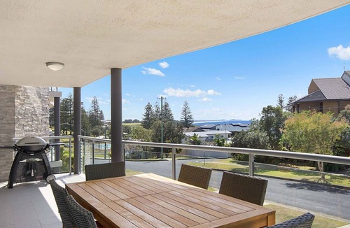 Yamba Apartment | Yamba 58 - Modern Coastal Living Near Main Beach with Ocean Views - Holiday Yamba