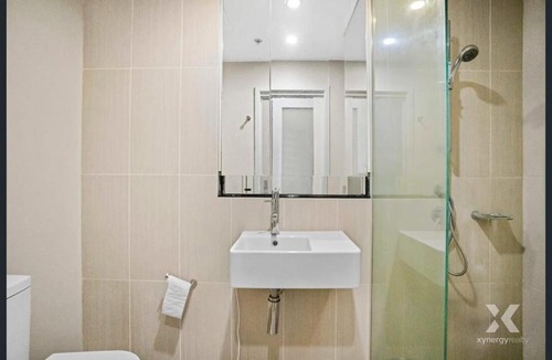 South Yarra Apartment | Yarra Luxe on Chapel Street by SAGA stays