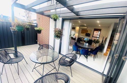 Yarraville House | Yarraville 3bed 2bath with double garage
