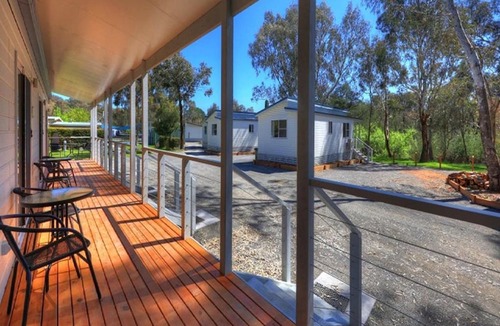 Yea Cabin | Yea Riverside Caravan Park