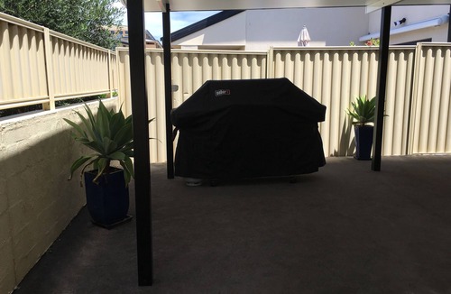 The Entrance North House | YOUR HOME AWAY FROM HOME