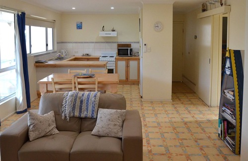 Marion Bay House | Your Marion Bay Getaway | Self-Contained Family Unit Near Innes National Park