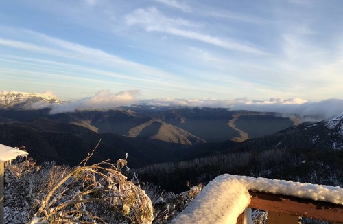 Mount Buller Apartment | Your Ultimate Mt Buller Escape | Spectacular Views & Prime Ski Location