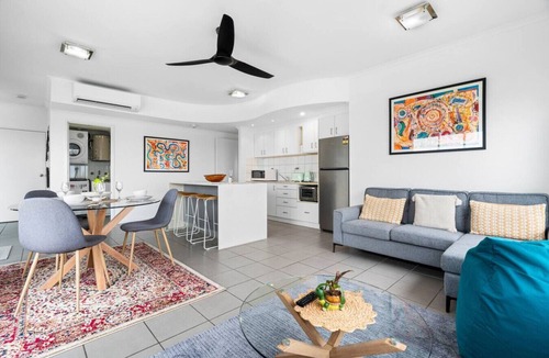 Cullen Bay Apartment | Zen Bayline Villa: bayview - balcony - rooftop