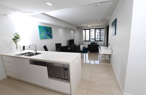 Darwin City Centre Apartment | Zen Golden Bay Harbour View Pool Balcony