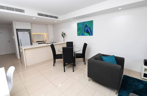 Darwin City Centre Apartment | Zen Golden Bay Harbour View Pool Balcony