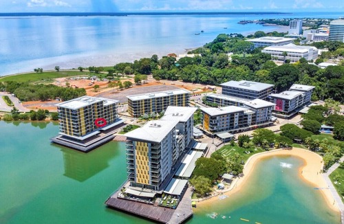 Darwin City Centre Apartment | Zen Golden Bay Harbour View Pool Balcony