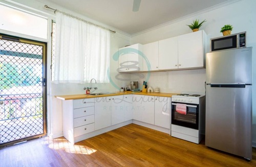 Nightcliff Apartment | Zen Nest: Cozy ~ Lawn ~ Minimalist