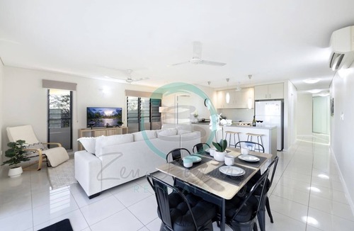 Stuart Park Apartment | Zen Stuart: Outdoor Dining ~ Seaview ~ Pool