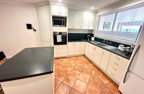 Busselton House | Zennor House - Busselton