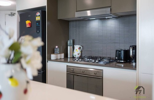 Zetland Apartment | Zetland 3BR/Walk to Train & Shops