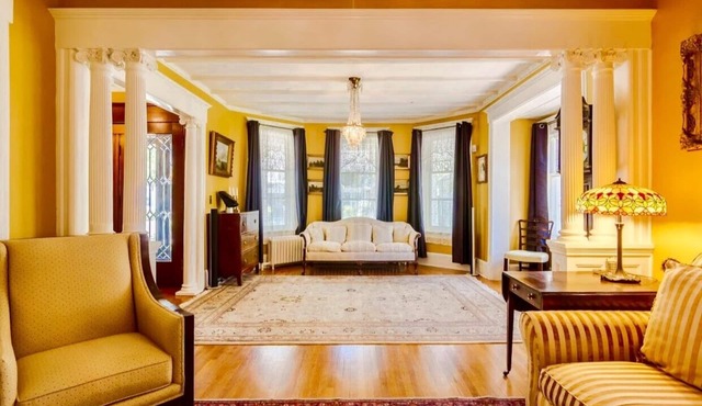 1000 Islands B&B – The Bulloch House in Gananoque