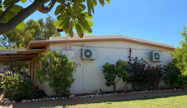 11 Page Street - Cute little Block Home