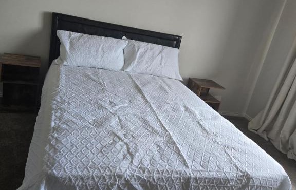 12 En-suite Bedrooms in Cardigan - 15km from Ballarat Central along Avenue of Honour