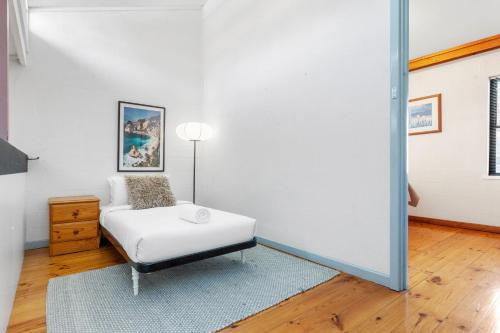 13 Cottesloe - steps from beach - sleeps 3 in Perth