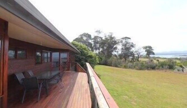 14 Mirrabooka Road Mallacoota