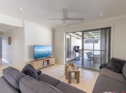 15 Oasis Close Soldiers Point