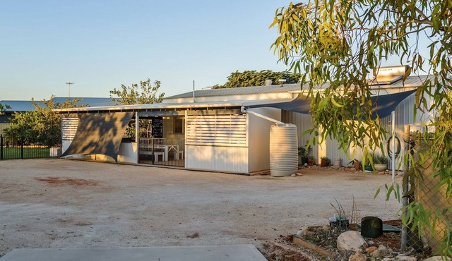 18 Sargent Street - Beautiful Pet Friendly Oasis