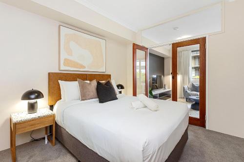 1BR Stylish Suite on Hay St