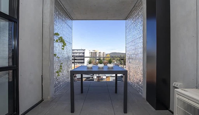 2 Bedroom Luxury & style in the heart of Braddon in Braddon