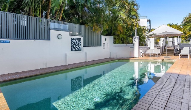 2 bedrooms close to beach in Mooloolaba