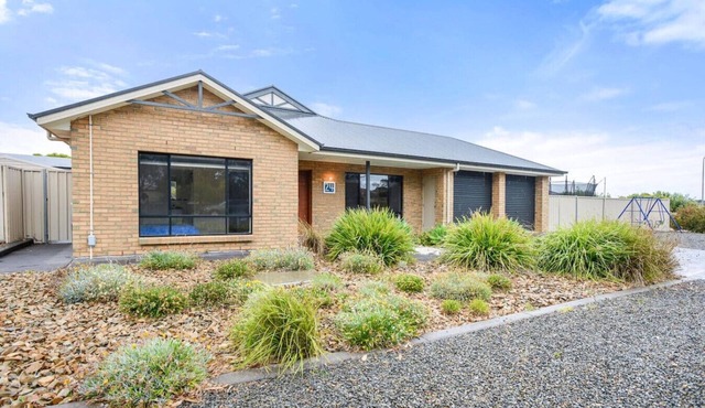 24 Shakeshaft Drive, Normanville
