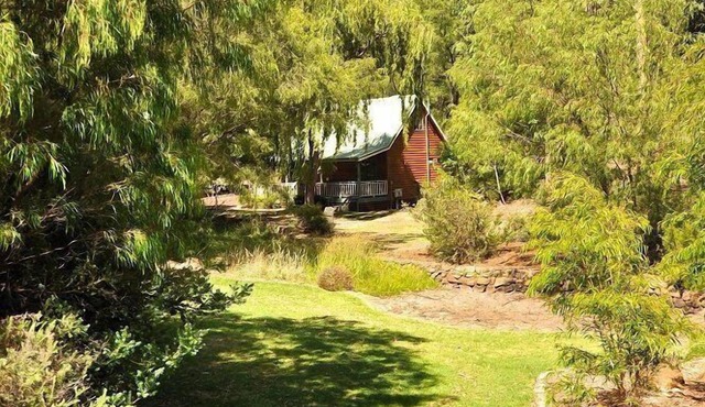 3 Bedroom Sleeps up to 6 guests, features 3 bedrooms and a large living/dining plus veranda