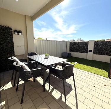 38 Suburban Retreat 3BR 2BA BabyFriendly