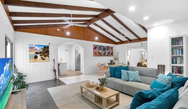 6 Bedroom Family Home with Private Pool | The Grand Canopy House