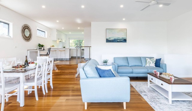7 Cromarty Road water views and boat parking available in the driveway