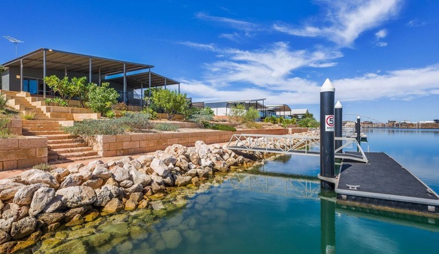 78 Madaffari Drive - Private pool