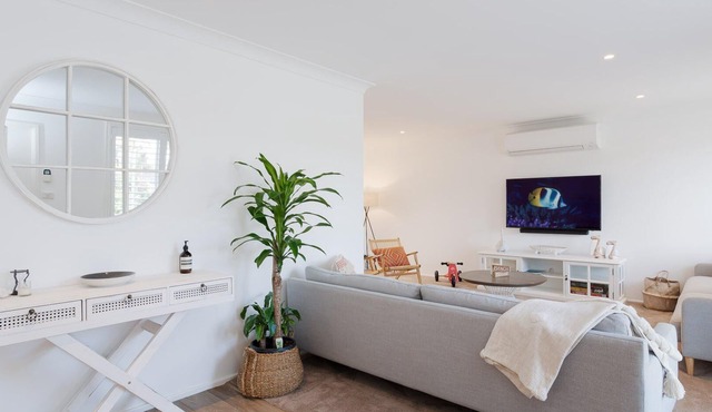 81 Horace St - Wifi, Pool and air conditioning