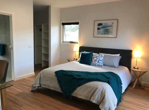A Sanctuary at Denhams - Family & Pooch Friendly