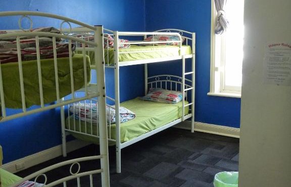 Adelaide Travellers Inn Backpackers Hostel