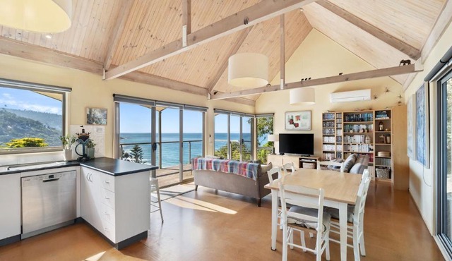 Altair - Ocean View Retreat
