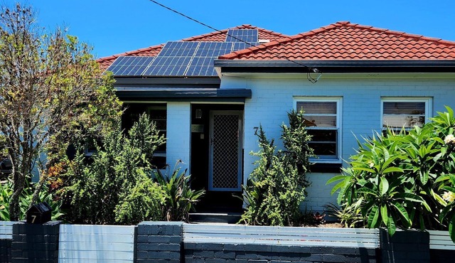 Avondale - Great Beach House in the Centre Of Town
